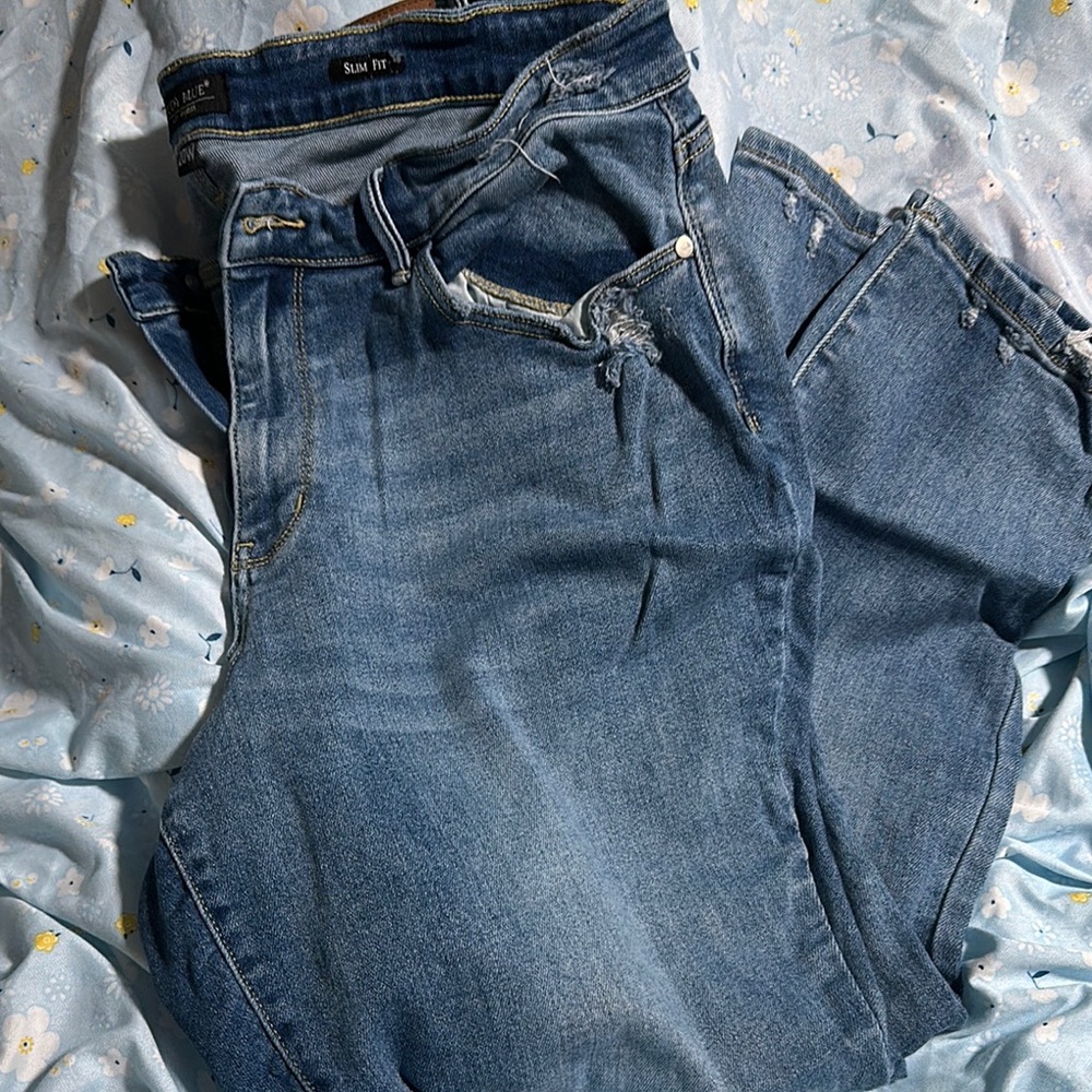 Judy Blue Straight Leg Blue Jeans with Distressed Detailing